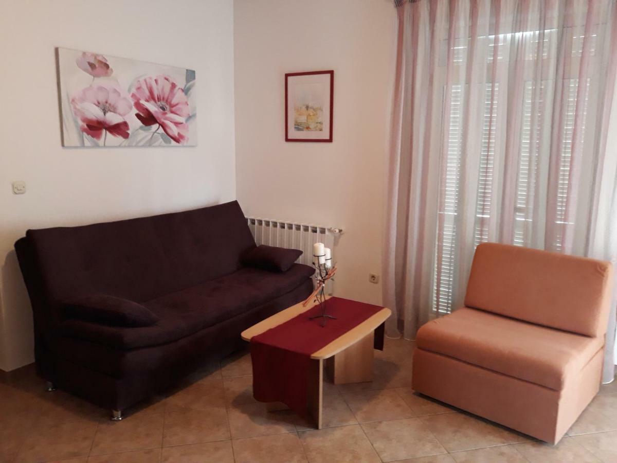 Family Apartments Suzi Rovinj Exterior foto